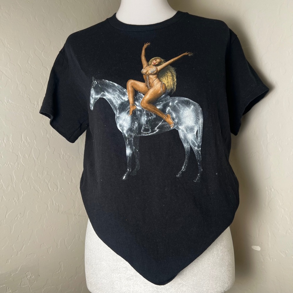 Beyonce Renaissance World Tour Graphic T-Shirt Black Horse Album Art Small